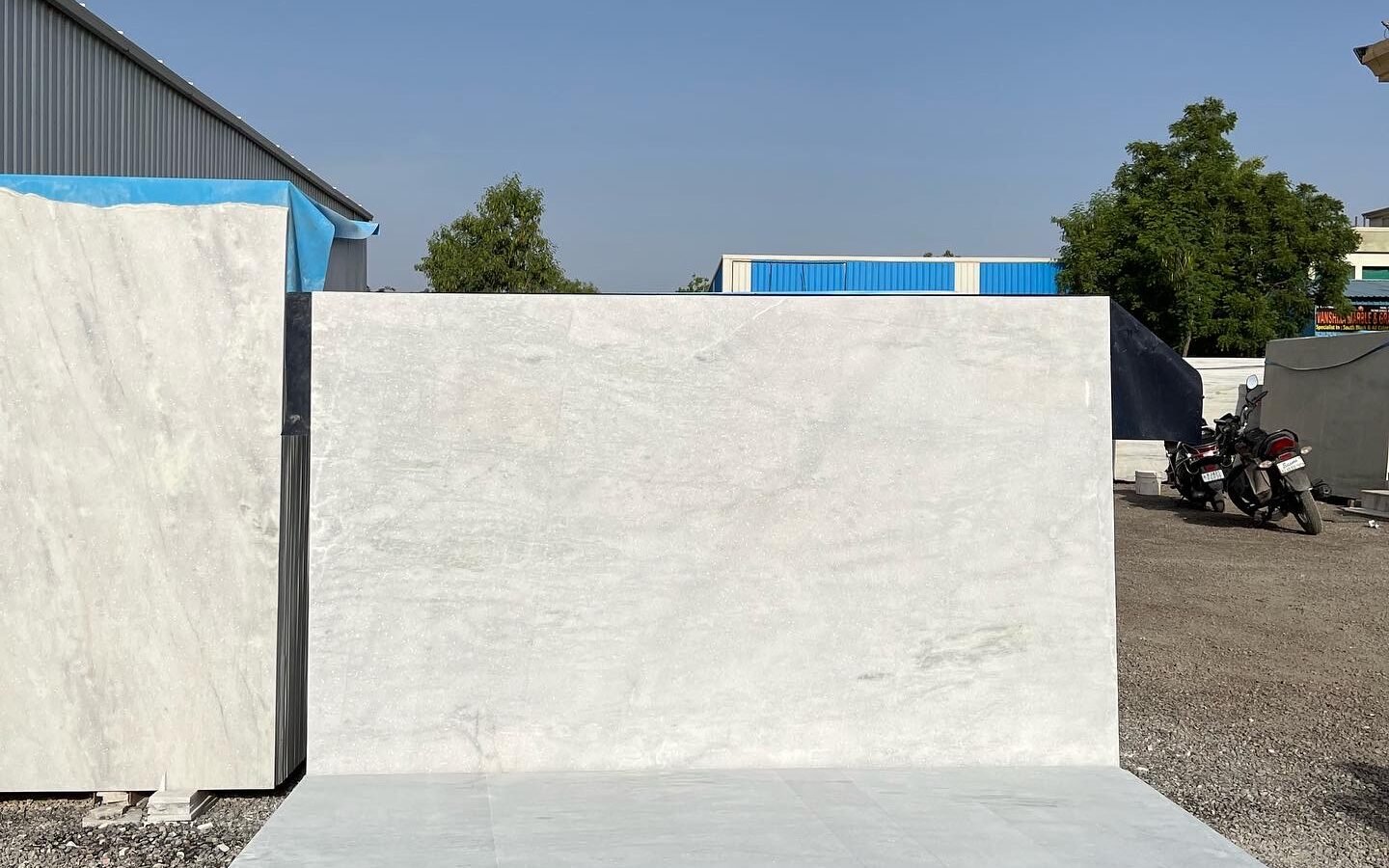 Morwad White
